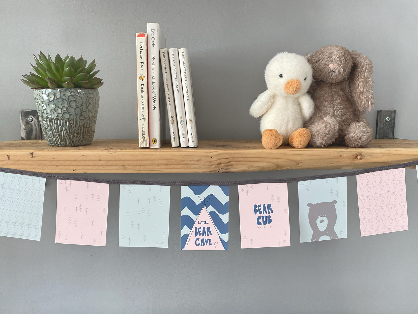 Little bear cub paper bunting set